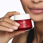 Vichy Liftactiv Collagen Specialist Yaşlanma Karşıtı Bakım Kremi 50 ml - Görsel 3